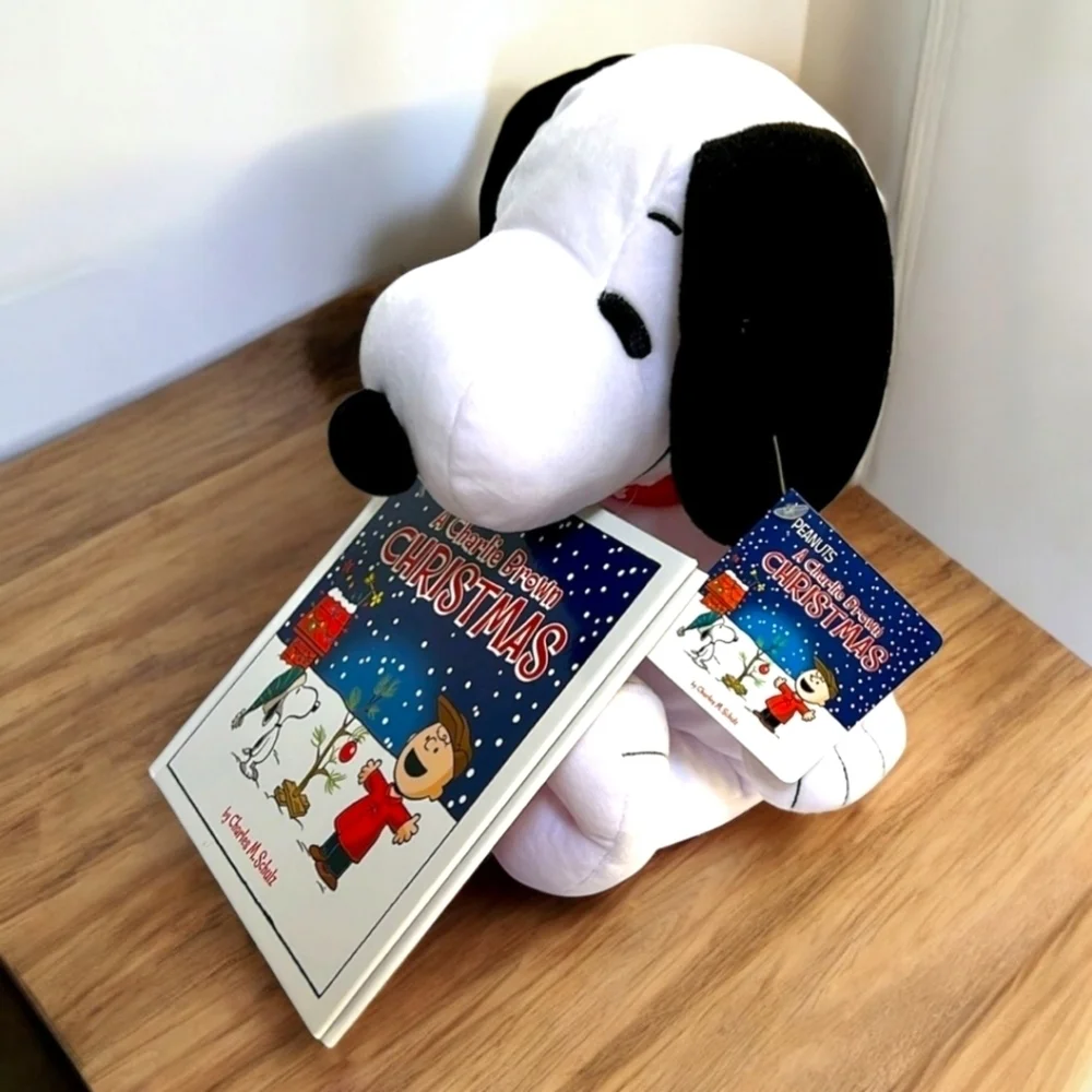 Vintage The Peanuts A Charlie Brown Xmas Book and Snoopy Stuffed Animal